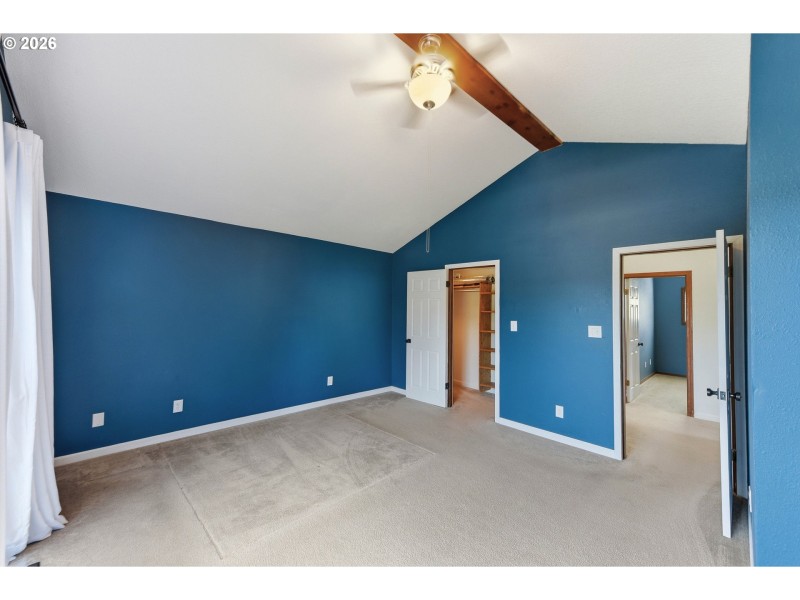 Bedroom, Primary