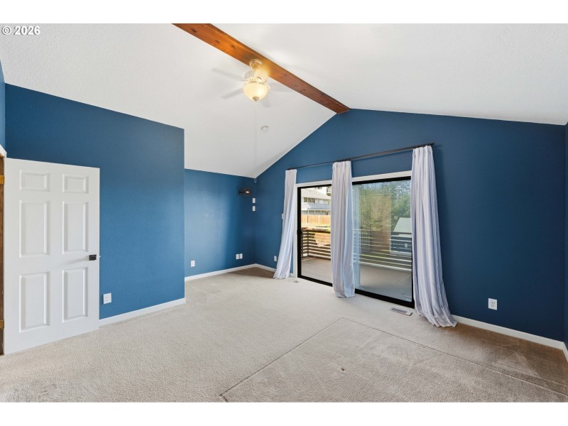 Bedroom, Primary