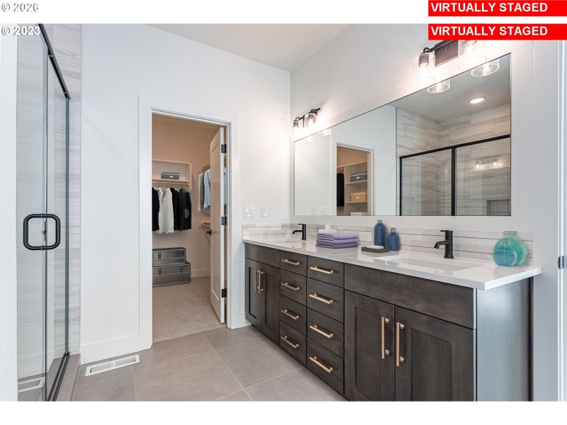 Bathroom, Attached