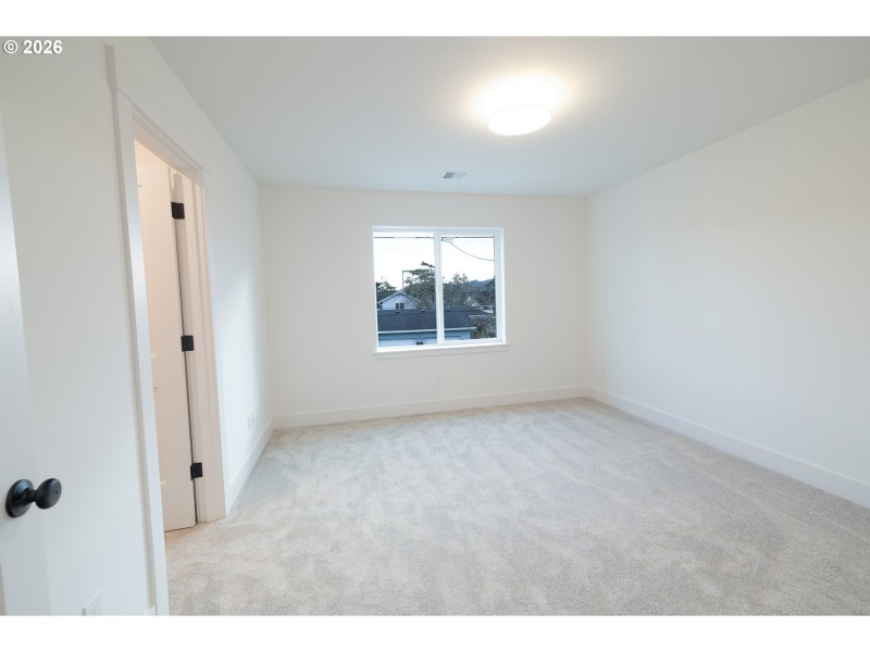 Bedroom, Primary
