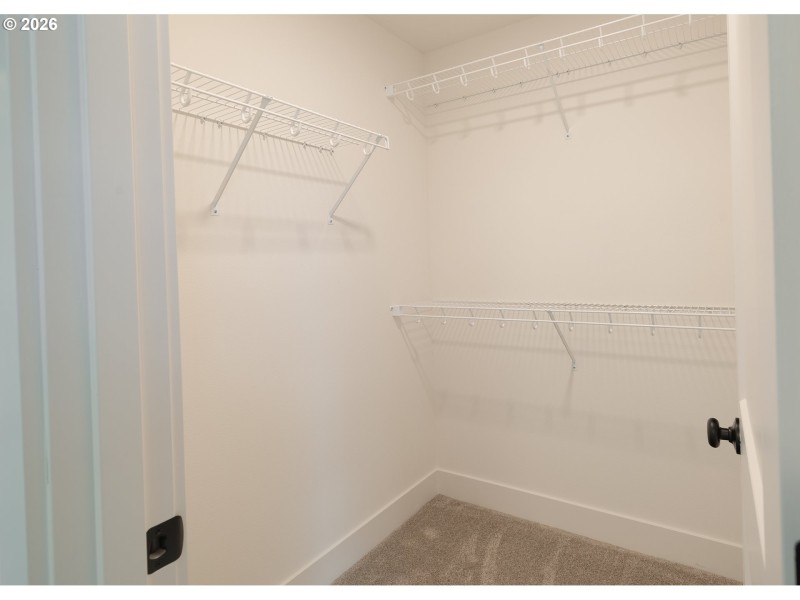 Bedroom, Primary
