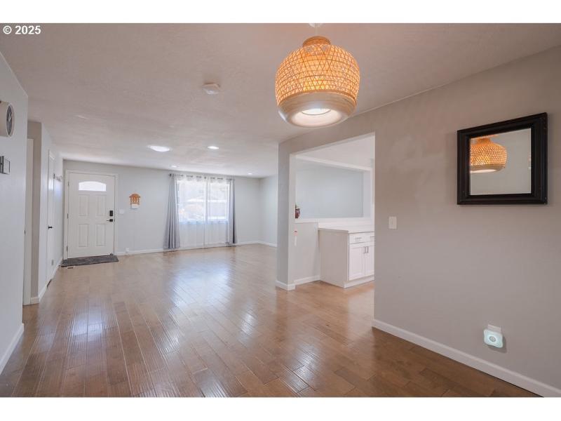 Living Room/Dining Room