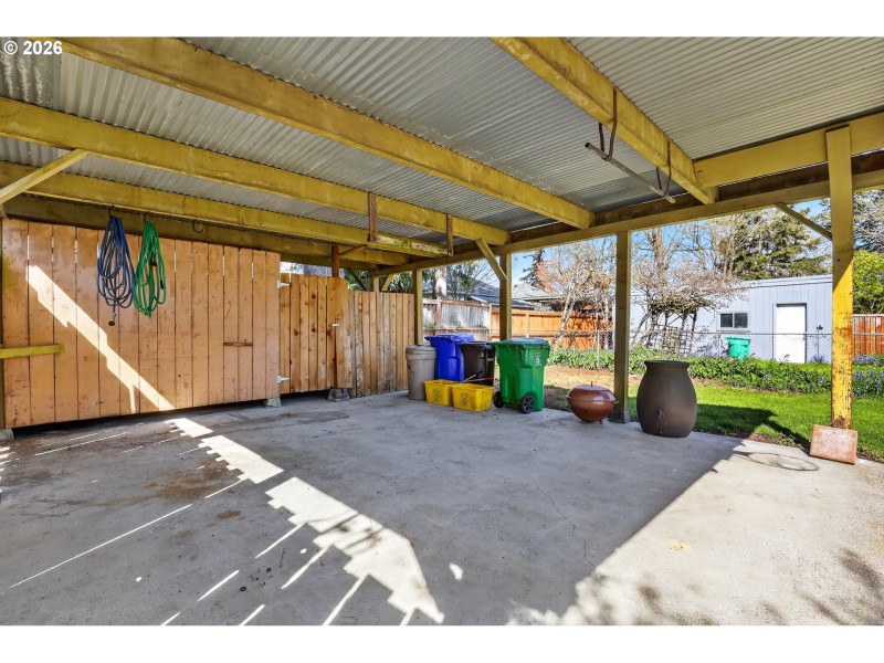 Carport