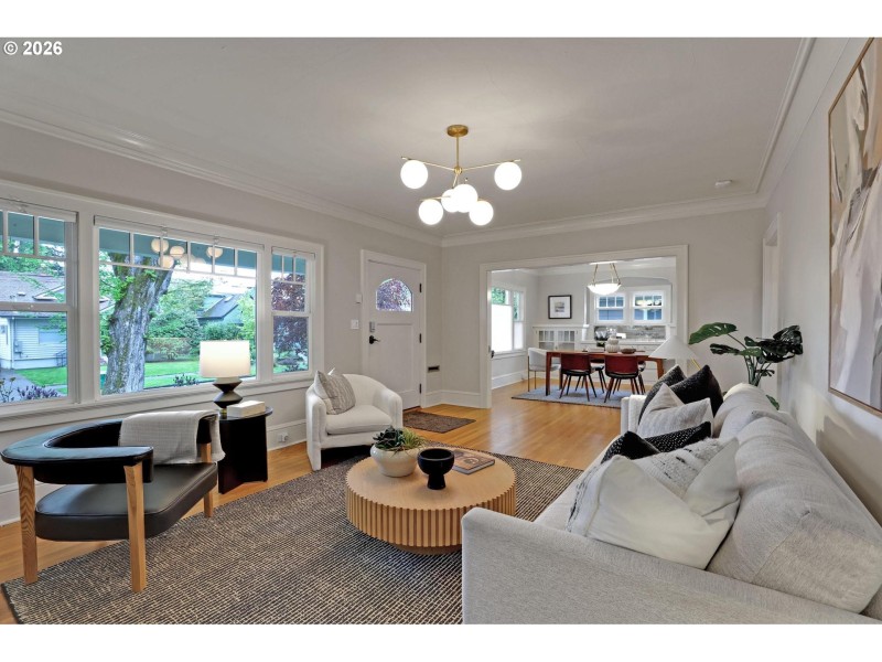 Living Room/Dining Room