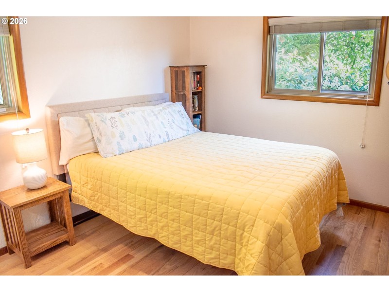 Bedroom, Primary