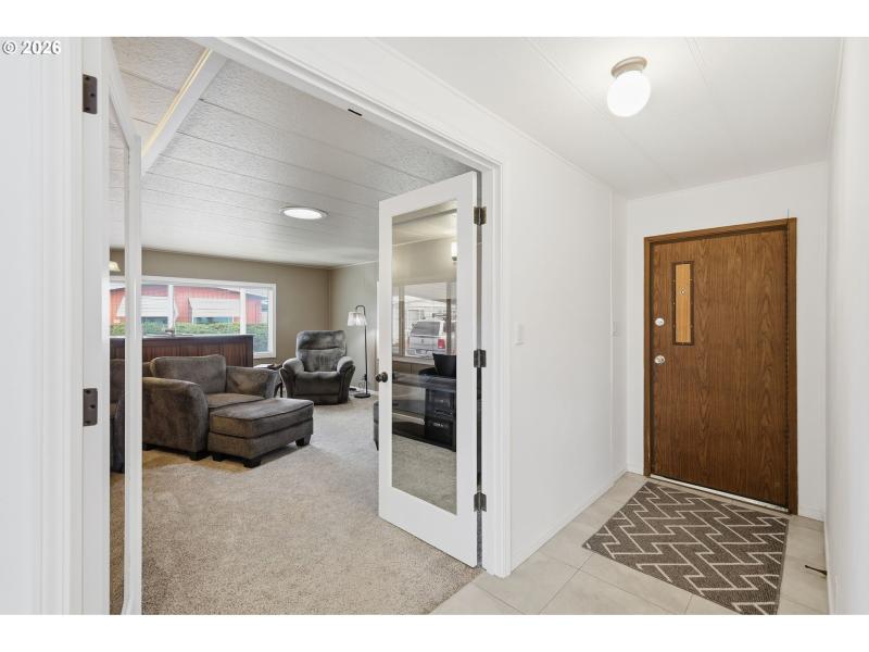 Entrance/Foyer