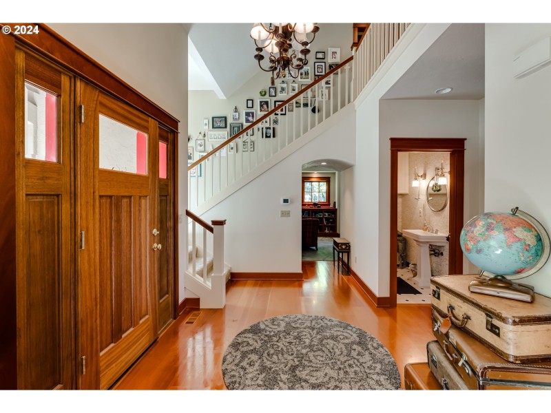 Entrance/Foyer