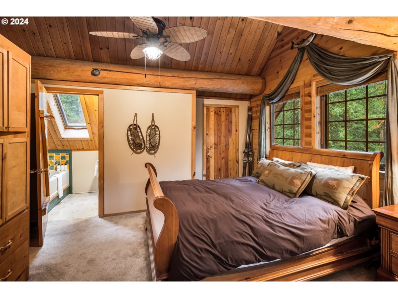 Bedroom, Owner's Suite