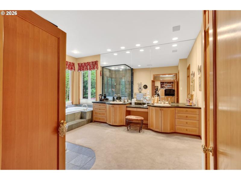 Owner's Suite Bedroom
