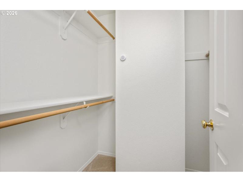 Bedroom, Primary