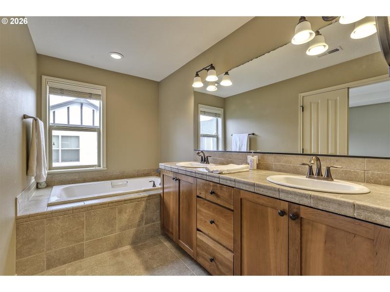 Bathroom, Attached
