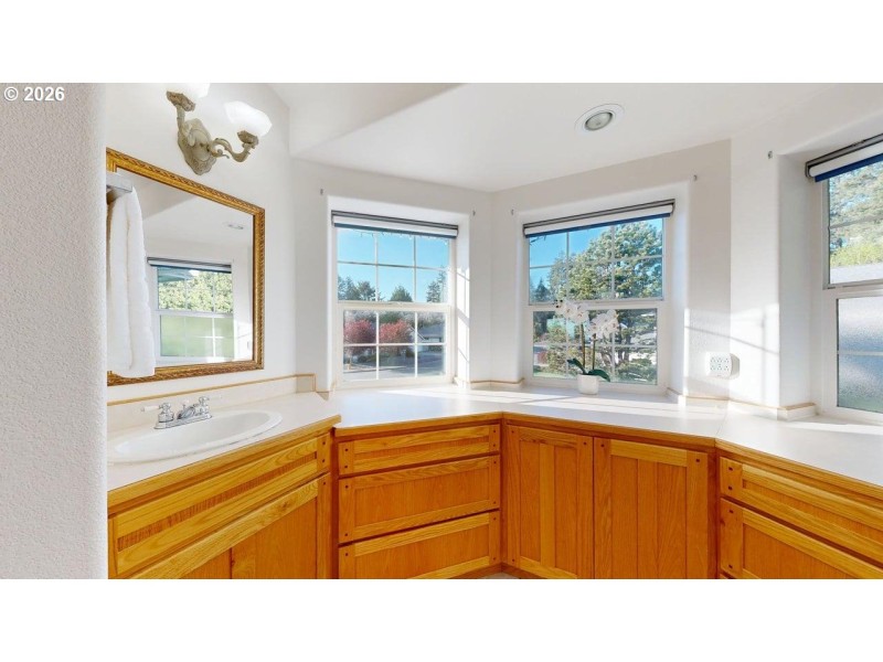 Bathroom, Attached