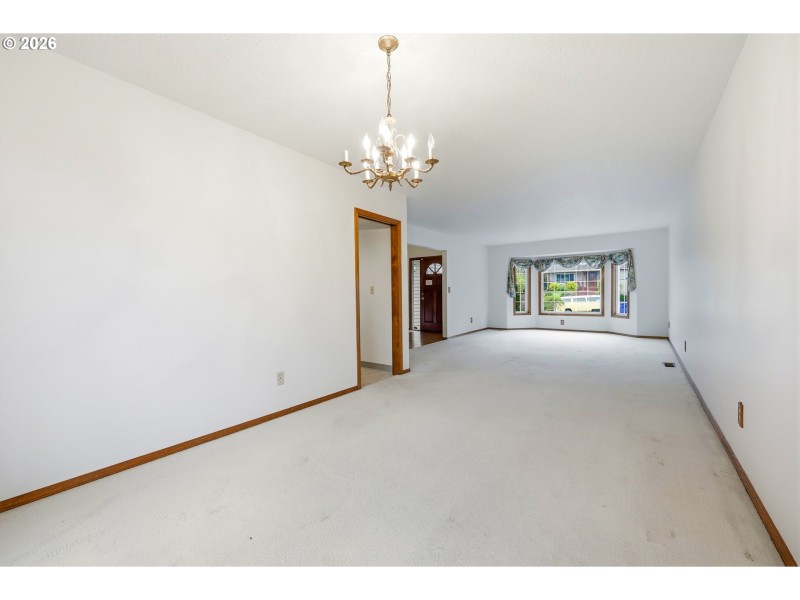 Living Room/Dining Room