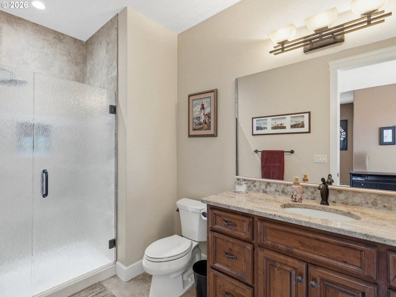Bathroom, Attached