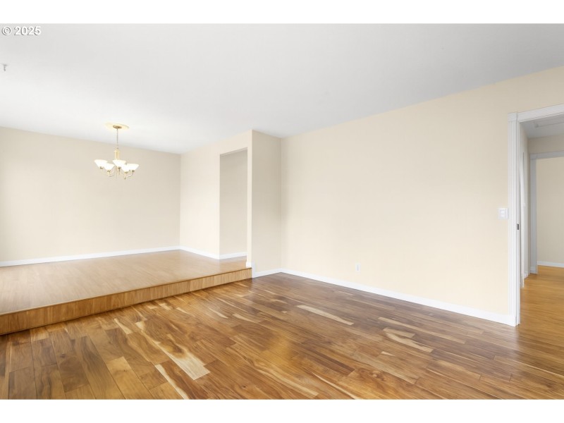 Living Room/Dining Room