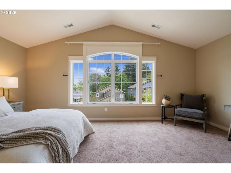 Bedroom, Primary