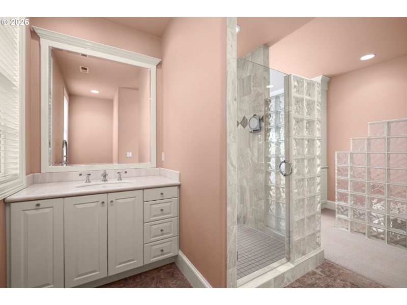Owner's Suite Bathroom