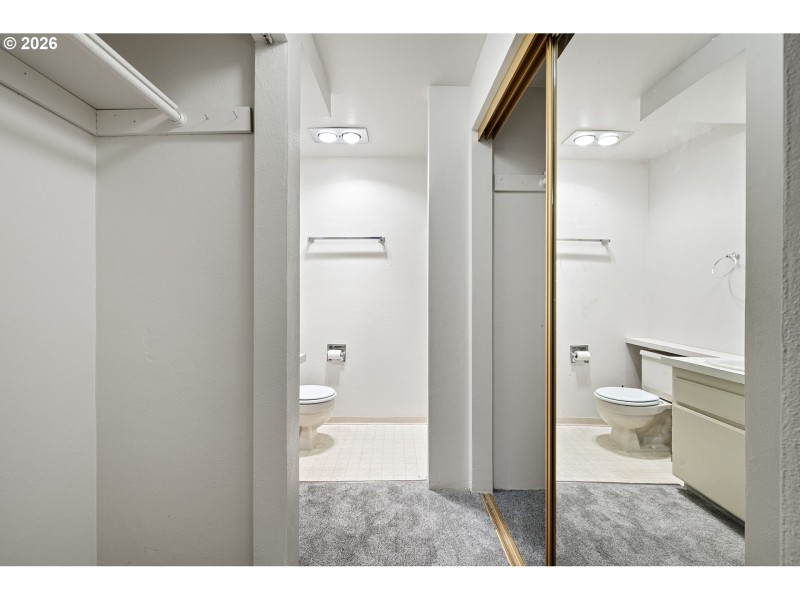 Bathroom, Attached