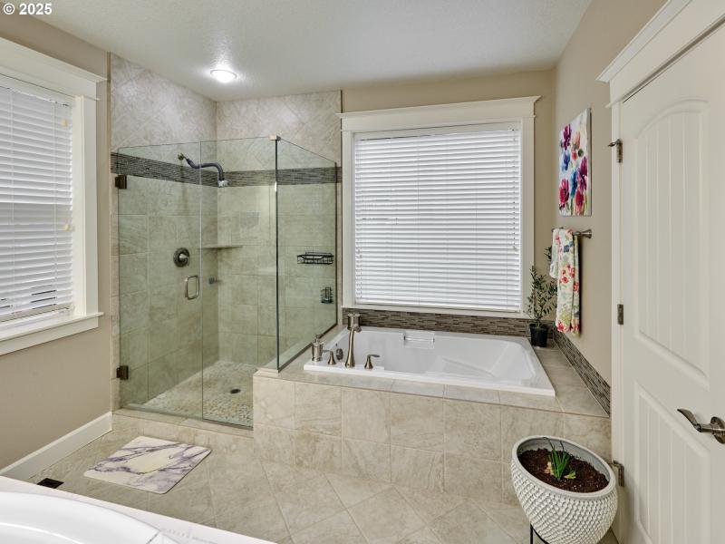 Owner's Suite Bathroom