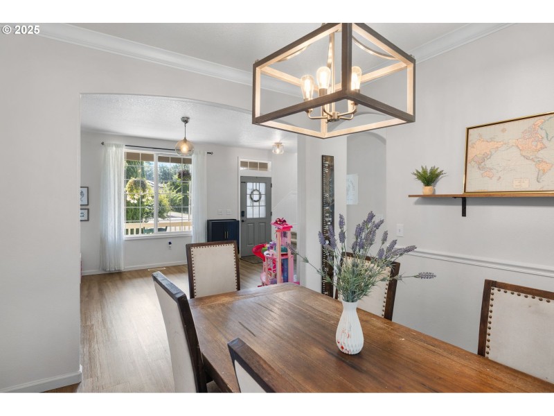 Living Room/Dining Room