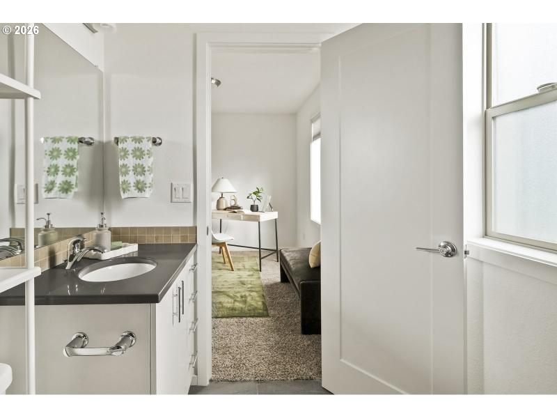 En Suite Bathroom