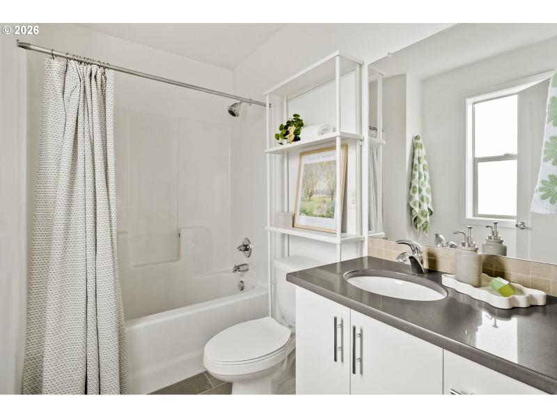 En Suite Bathroom
