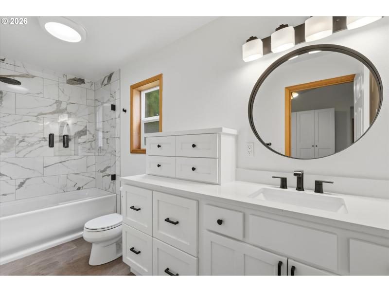 Owner's Suite Bathroom