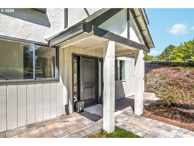 Entrance/Foyer
