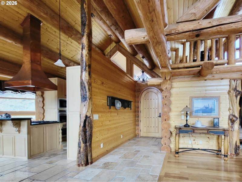 Entrance/Foyer