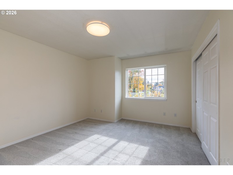 Bedroom, Primary
