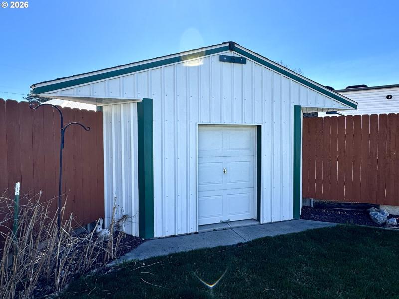 Shed