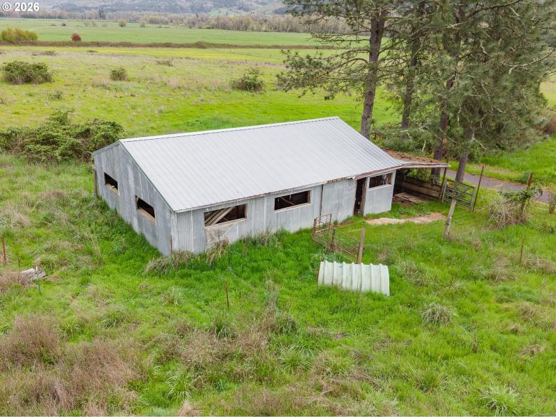 Barn