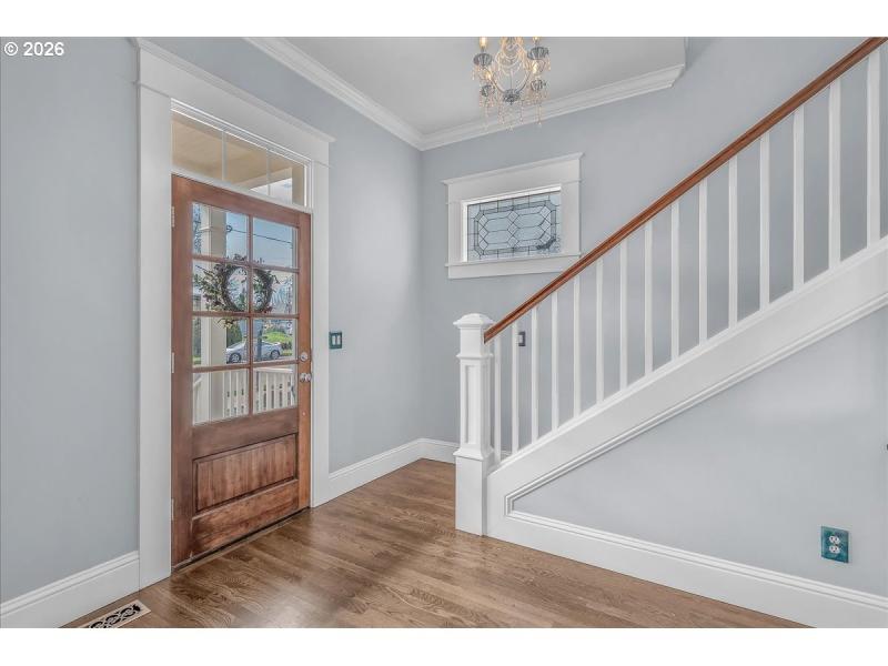 Entrance/Foyer