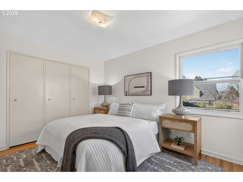 Bedroom, Primary