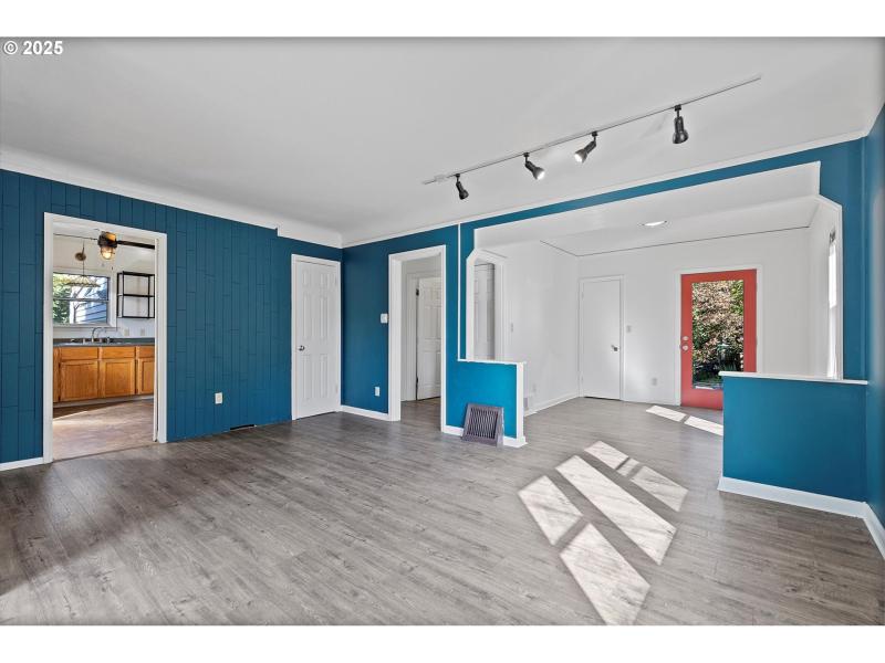 Living Room/Dining Room