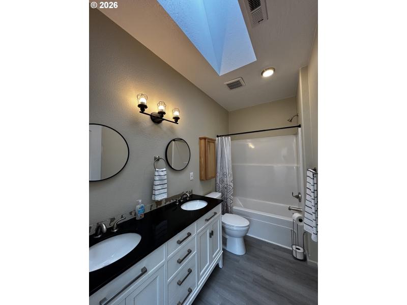 Owner's Suite Bathroom
