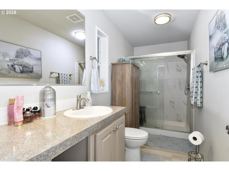 En Suite Bathroom