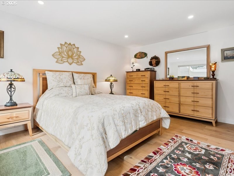 Bedroom, Primary