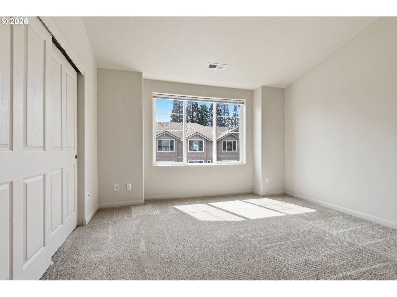 Bedroom, Primary