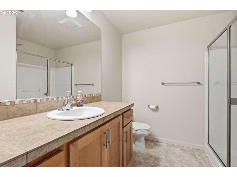 Bathroom, Attached