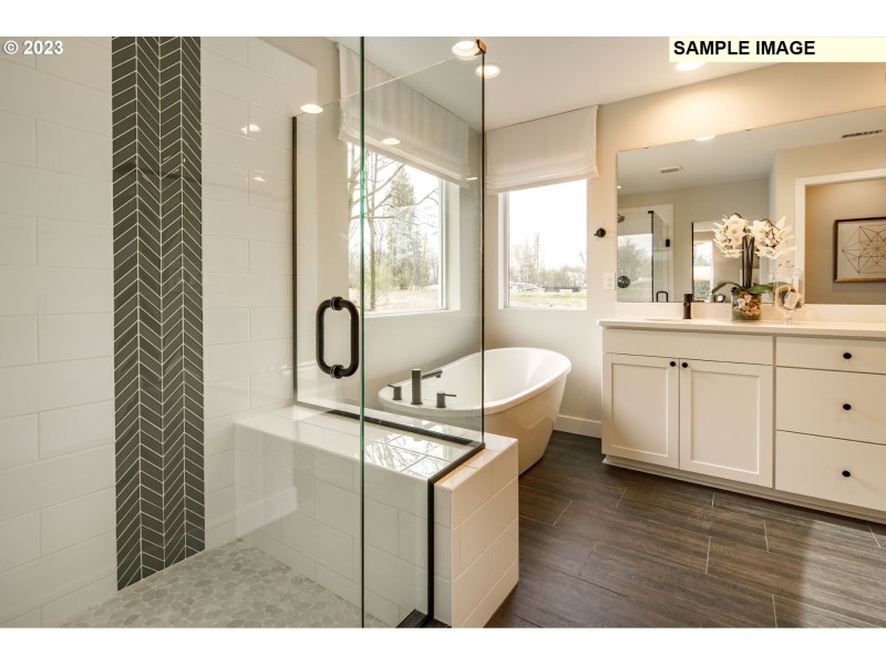 Owner's Suite Bathroom