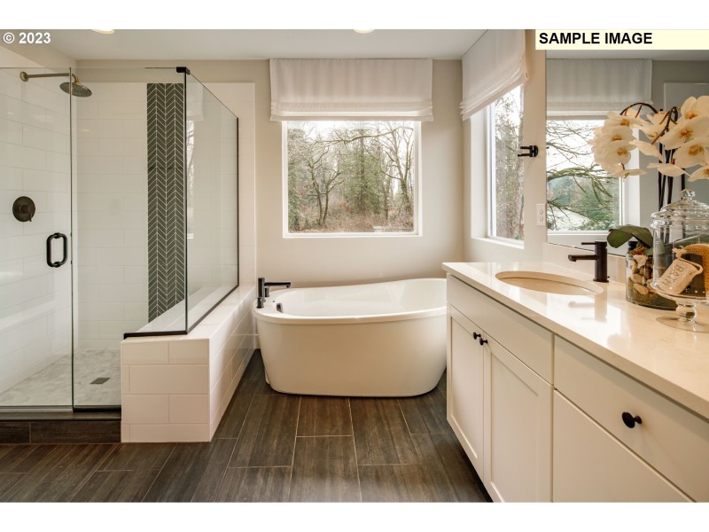 Owner's Suite Bathroom