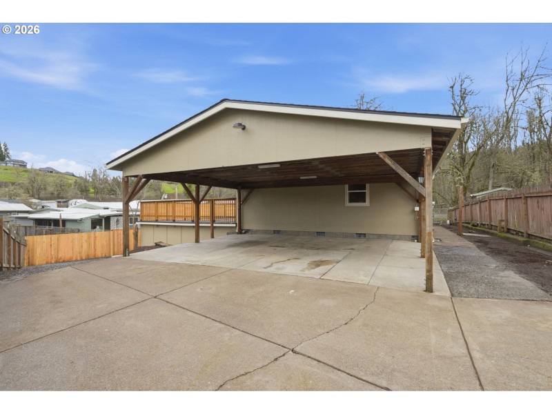 Carport