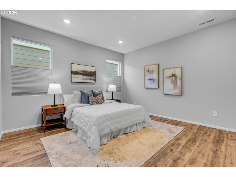 Bedroom, Primary