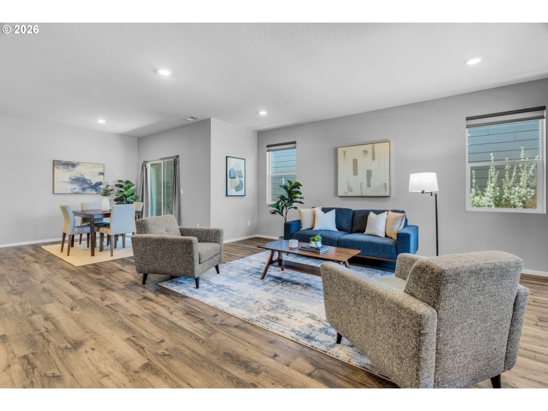 Living Room/Dining Room