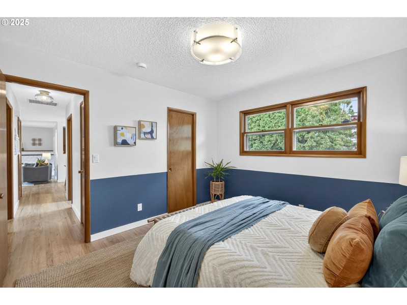 Bedroom, Primary