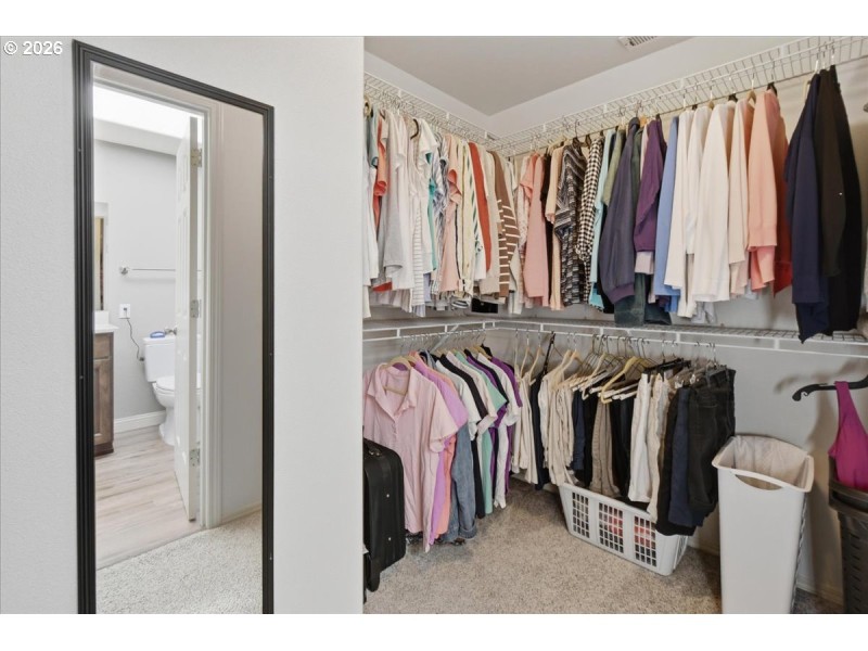 Bedroom, Primary