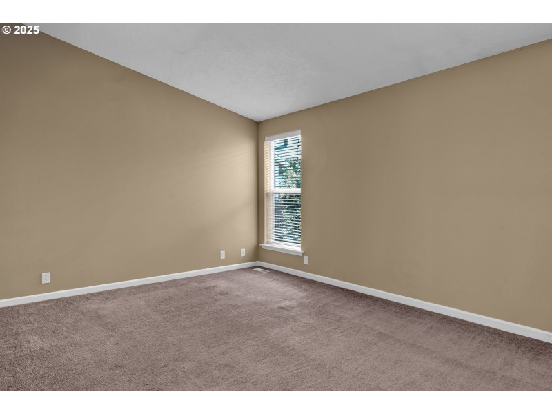 Bedroom, Primary