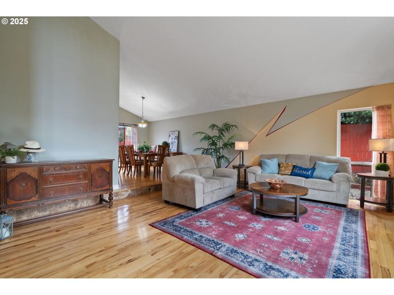 Living Room/Dining Room