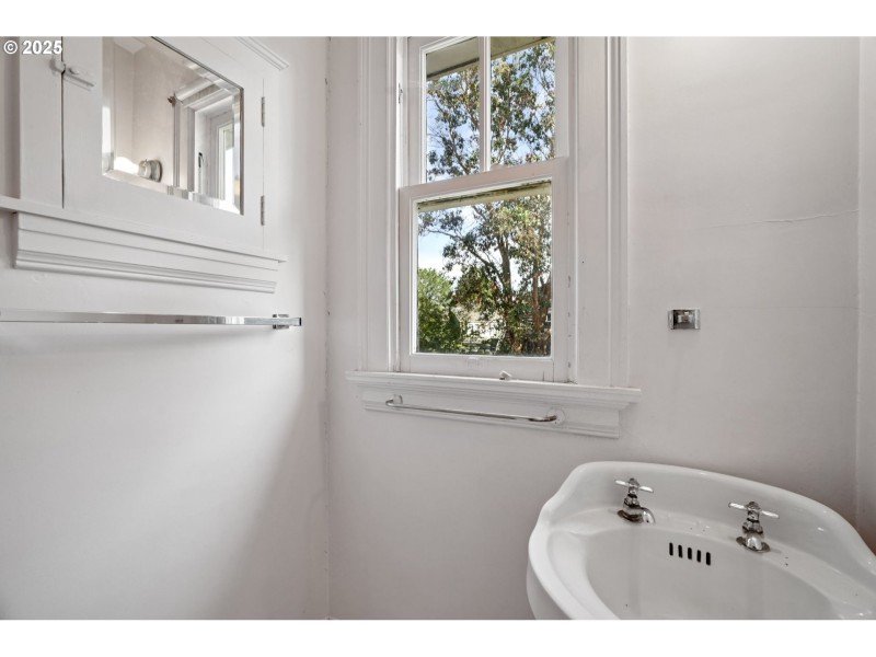 Owner's Suite Bathroom